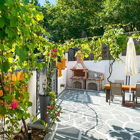 Lumina House Panagia *